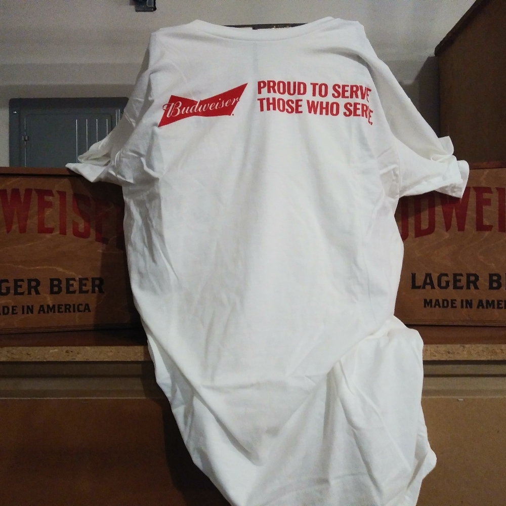 Budweiser tshirt. Size Large